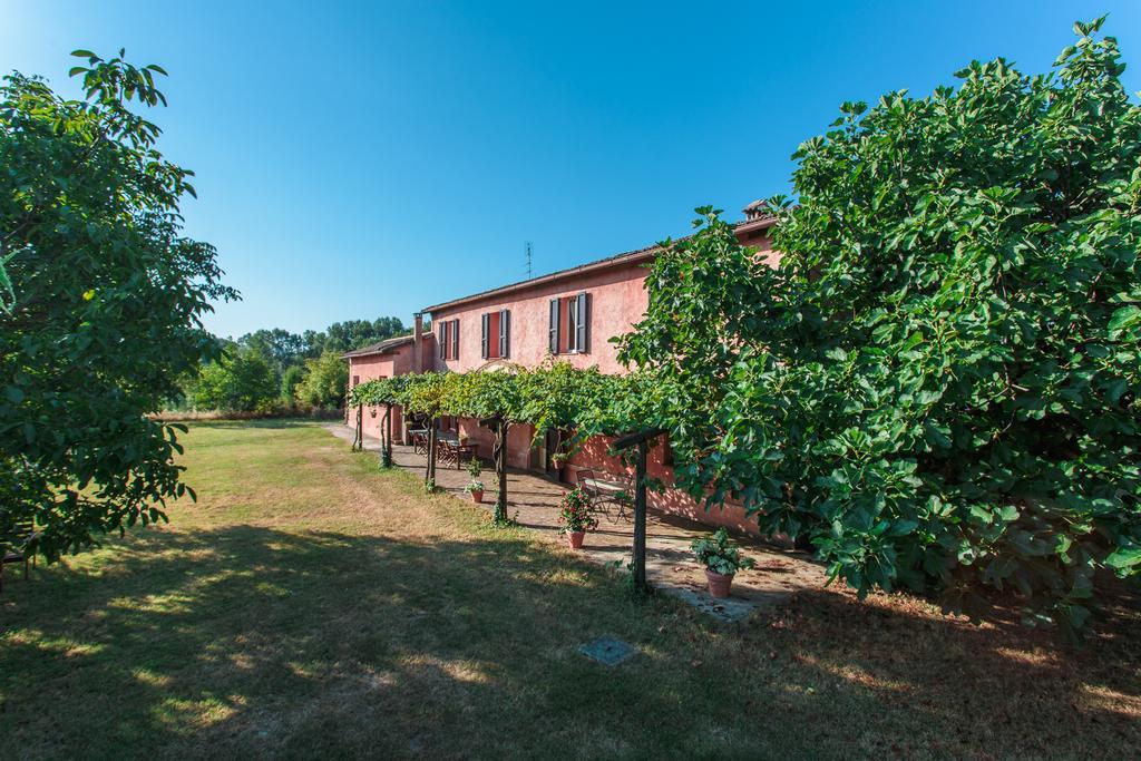 Гостевой дом Agriturismo Il Pettirosso Форли Экстерьер фото